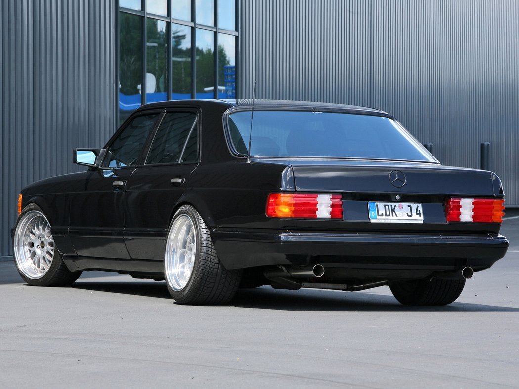 Inden Design Mercedes-Benz W126