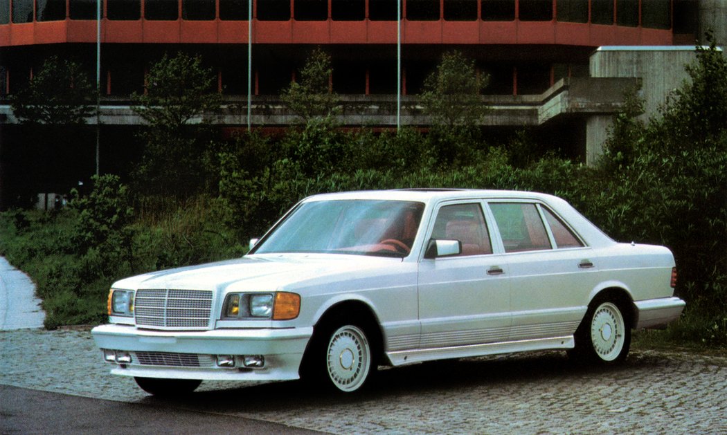 Staling Garage Mercedes-Benz W126