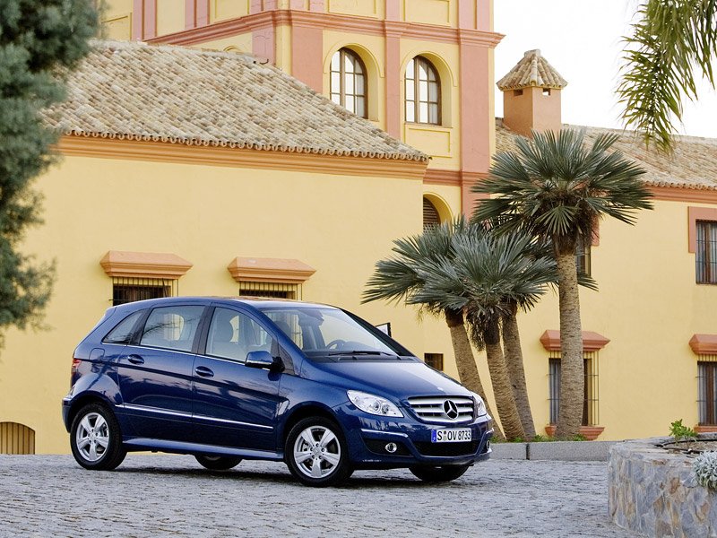 Mercedes-Benz B