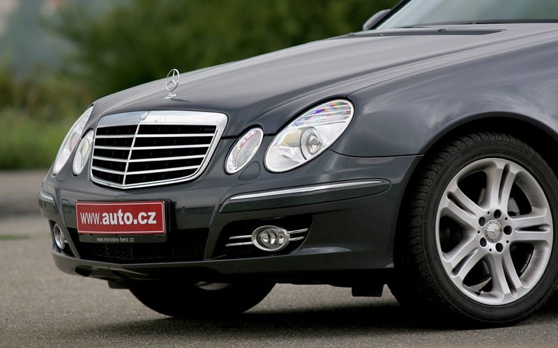 Mercedes-Benz E