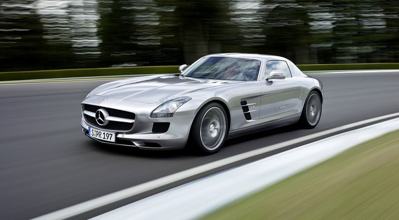 Mercedes-Benz SLS