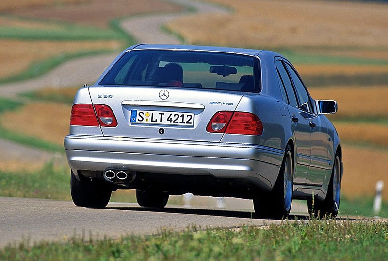 Mercedes-Benz E