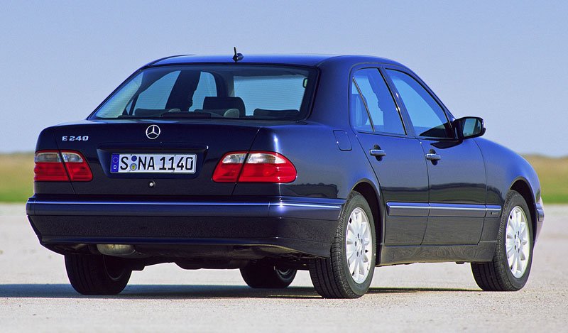 Mercedes-Benz E