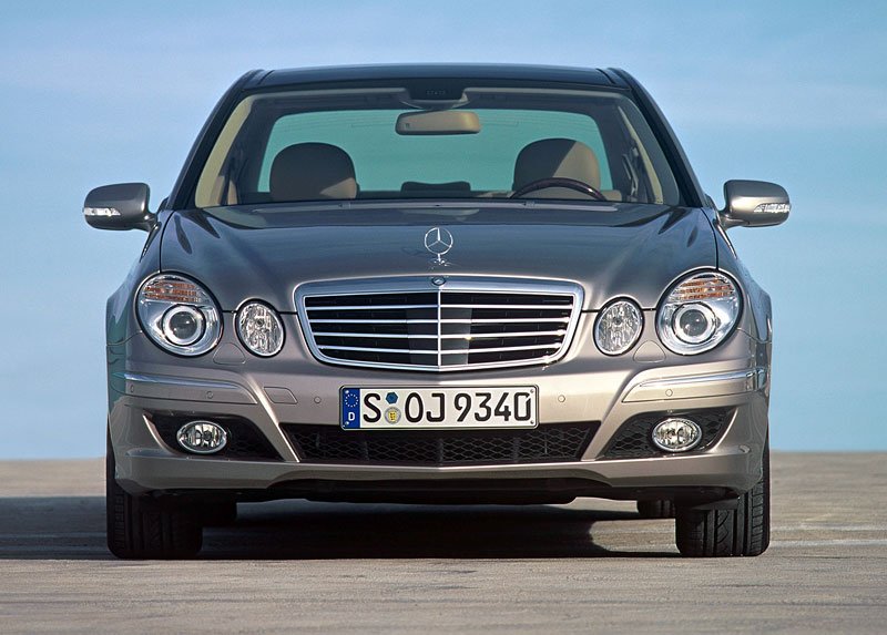 Mercedes-Benz E