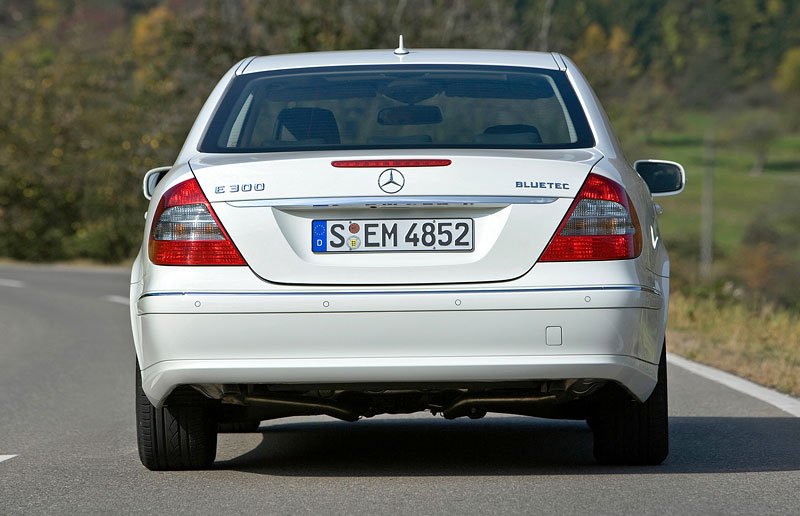 Mercedes-Benz E