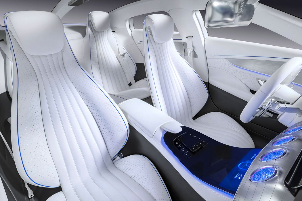 Mercedes-Benz Concept IAA