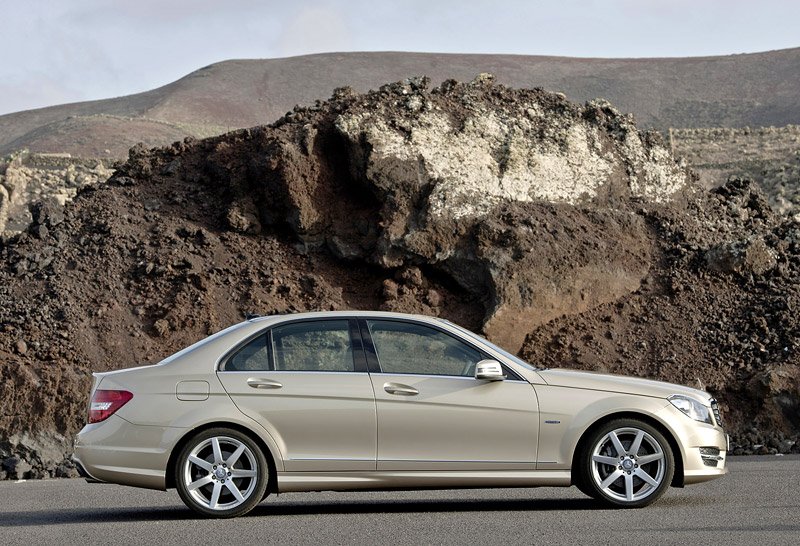 Mercedes-Benz W204