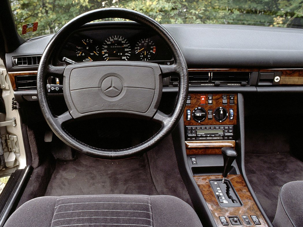 Mercedes W126
