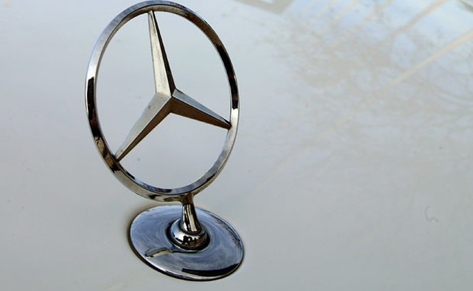 Daimler v prvním čtvrtletí prodal rekordní počet vozů Mercedes