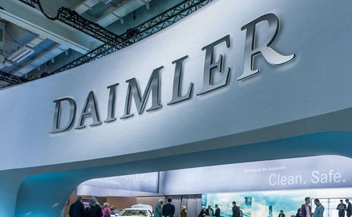 Daimler kvůli sporu mezi USA a Čínou letos očekává pokles zisku
