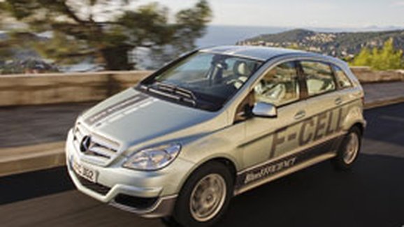 Mercedes-Benz B F-Cell: Vodíkové Béčko přichází do sériové výroby (podrobné informace)