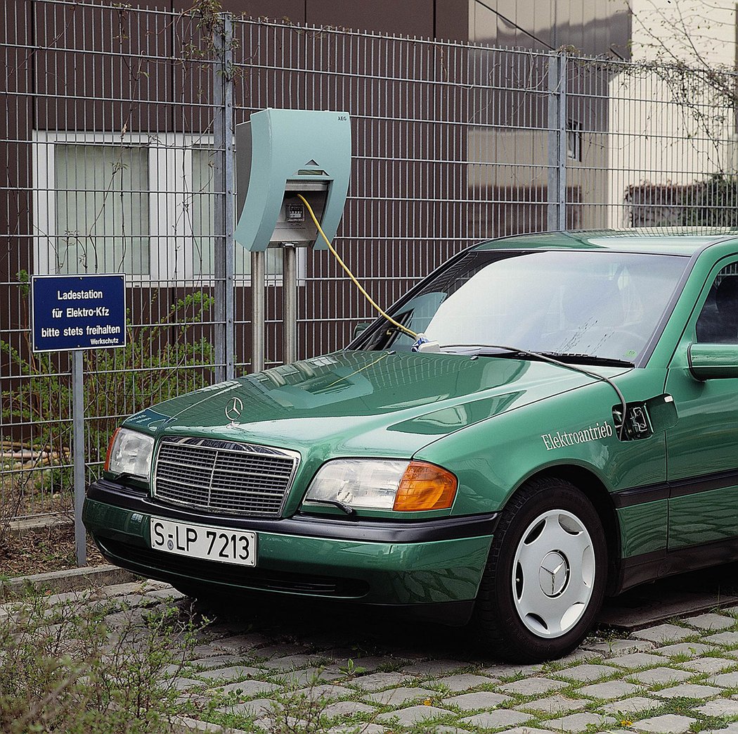 Mercedes-Benz 190