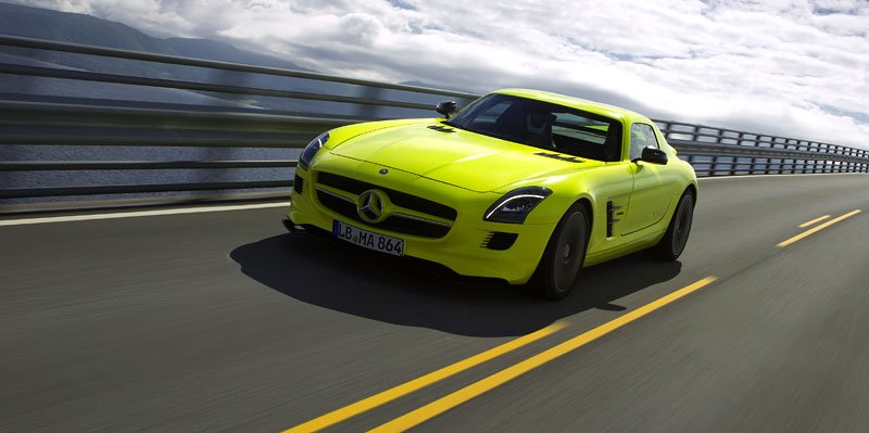 Mercedes-Benz SLS