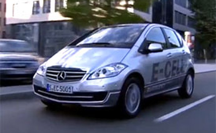 Video: Mercedes-Benz třída A E-CELL – Elektromobil s karoserií třídy A