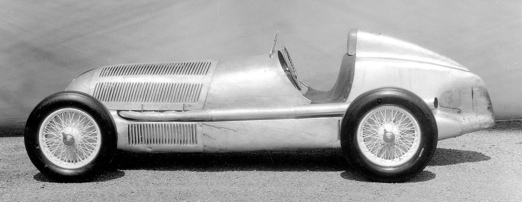 Silver Arrow: Mercedes-Benz W 25 (1934-1937)