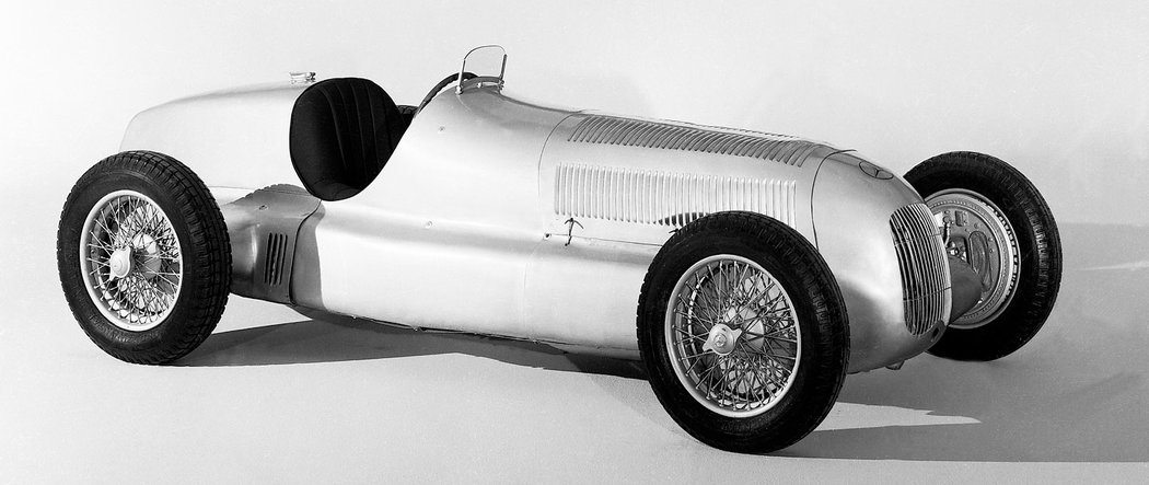 Silver Arrow: Mercedes-Benz W 25 (1934-1937)