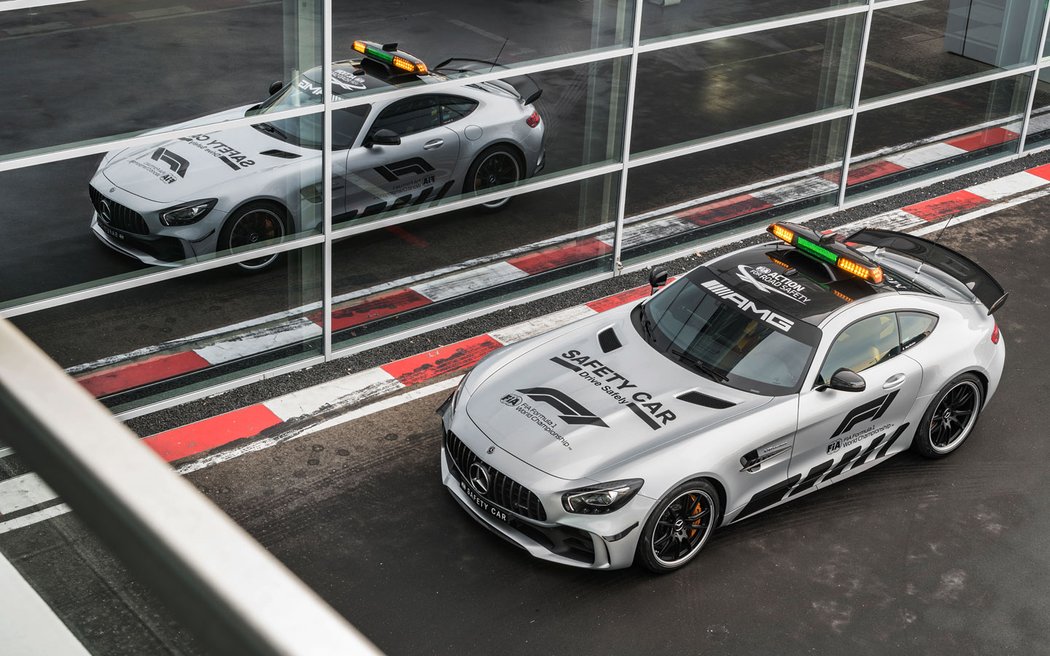 Mercedes-AMG GT R