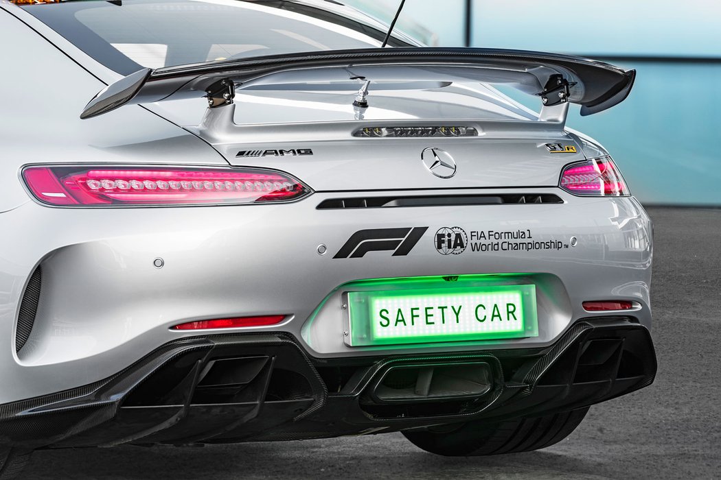 Mercedes-AMG GT R