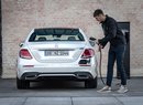 Mercedes-Benz prozrazuje detaily naftových plug-in hybridů. Filtr vypálí jen na dálnici