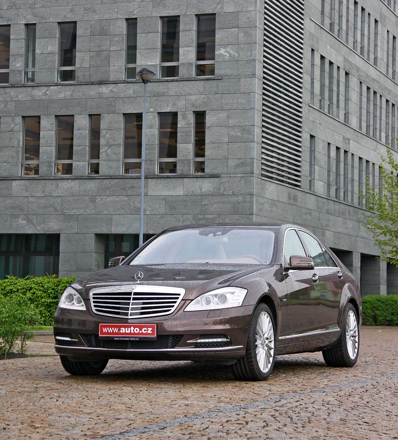 Mercedes-Benz S