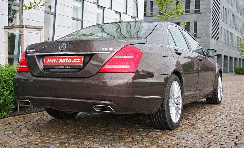 Mercedes-Benz S