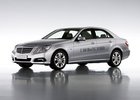 Mercedes-Benz E 300 BlueTEC HYBRID: Poprvé turbodiesel+elektromotor