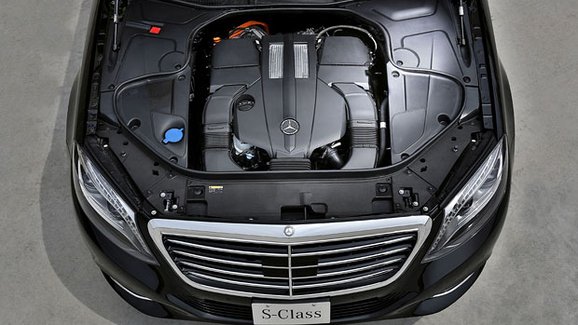 Mercedes-Benz se zaměří na plug-in hybridy