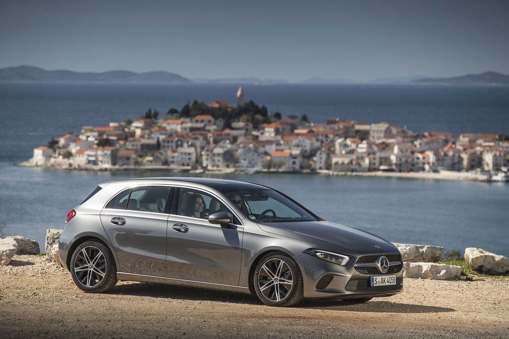 Mercedes Benz A180d Mountain Grey