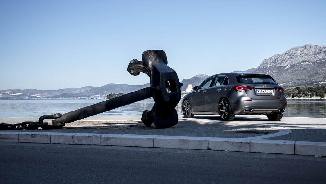 Mercedes Benz A200 Mountain Grey