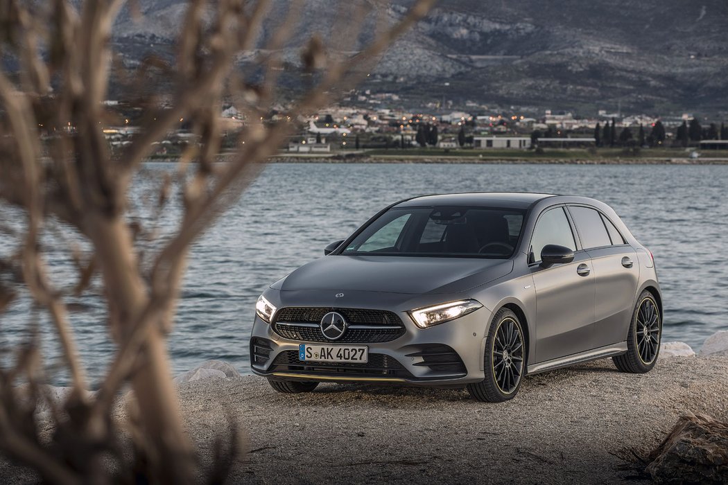 Mercedes Benz A250 Mountain Grey