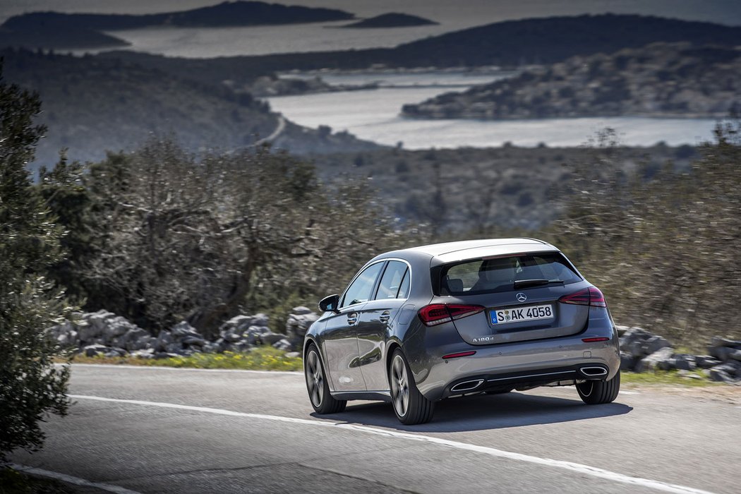 Mercedes Benz A180d Mountain Grey