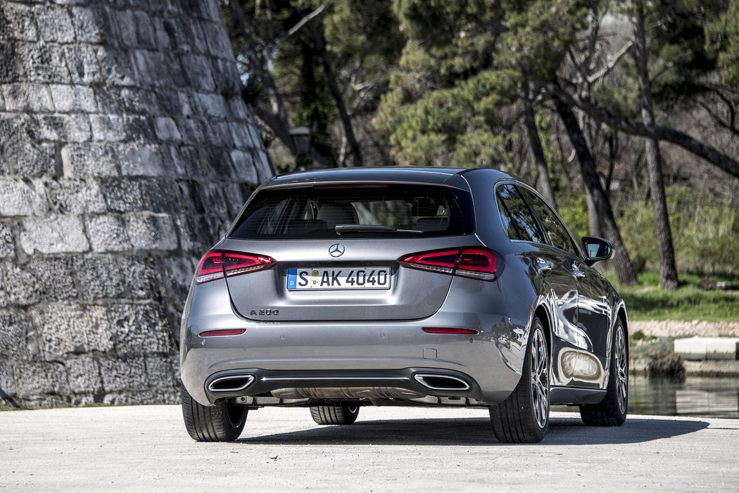 Mercedes Benz A200 Mountain Grey