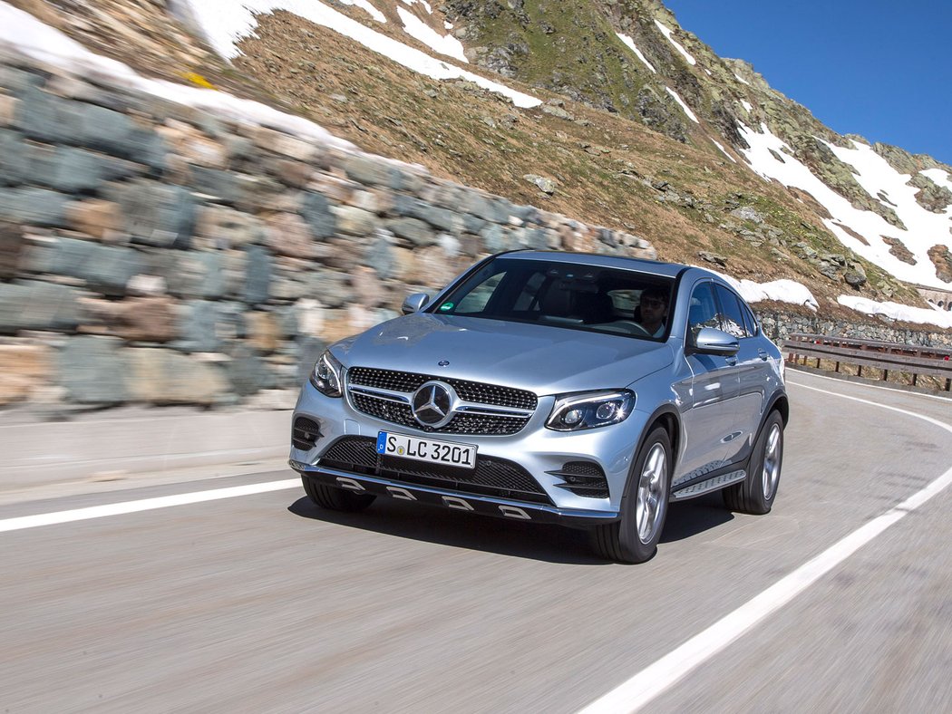 mercedesbenz jizdnidojmy premioveznacky strednitrida crossover