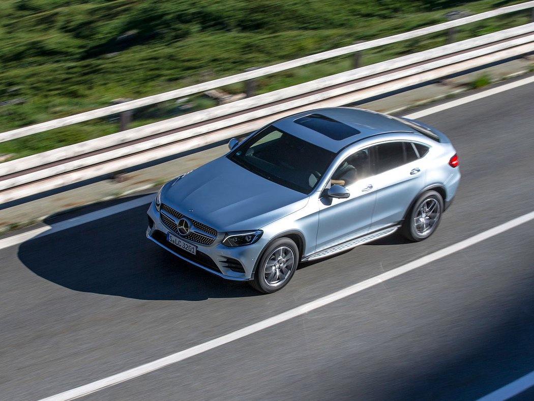 mercedesbenz jizdnidojmy premioveznacky strednitrida crossover