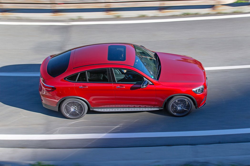 mercedesbenz jizdnidojmy premioveznacky strednitrida crossover