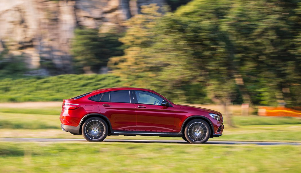 mercedesbenz jizdnidojmy premioveznacky strednitrida crossover