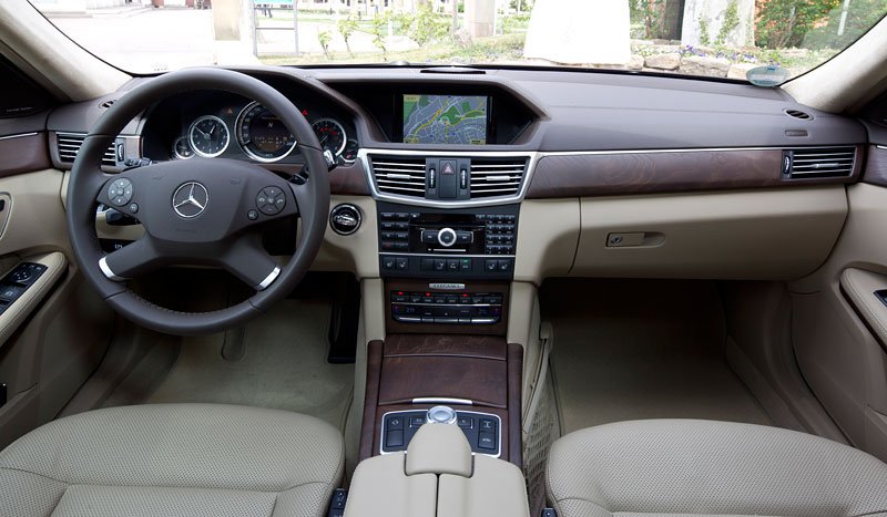 Mercedes-Benz E