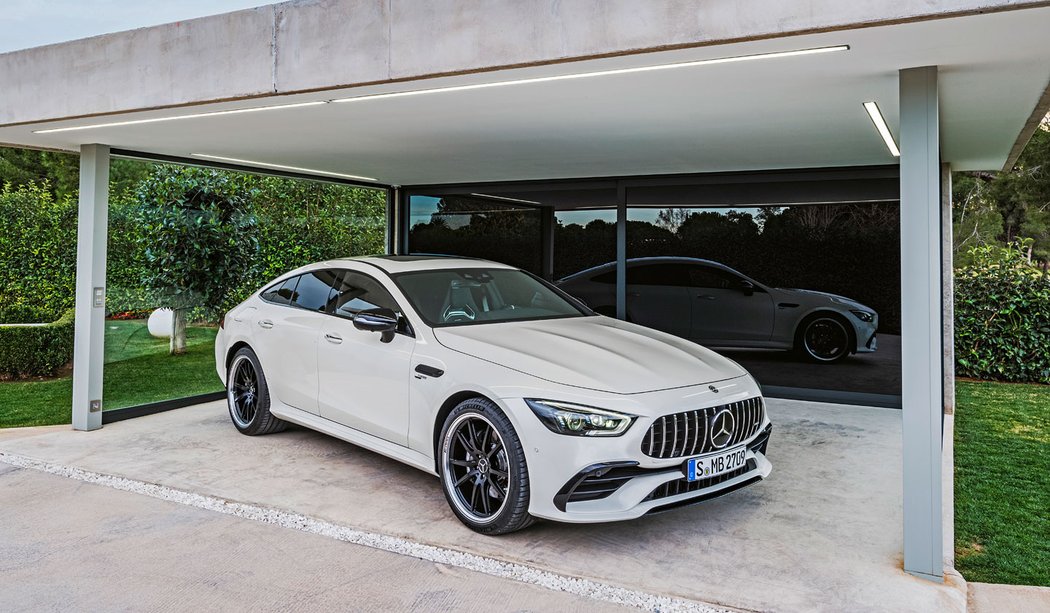 Mercedes-AMG GT čtyřdveřové kupé