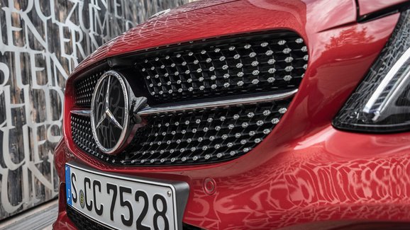 Mercedes pracuje na novém modelu CLE. O co půjde?
