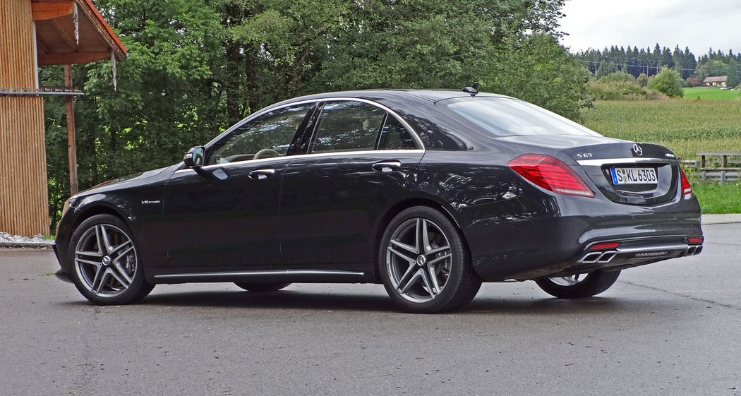 Mercedes-Benz S 63 AMG