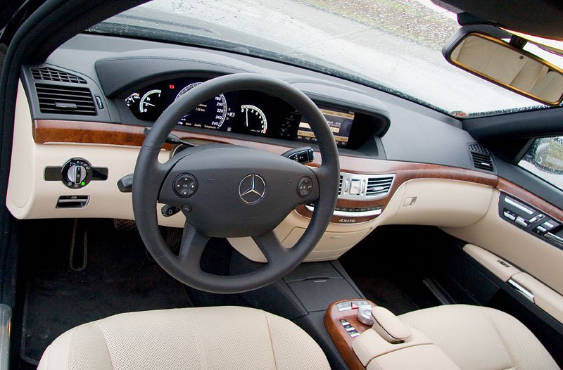 Mercedes-Benz S