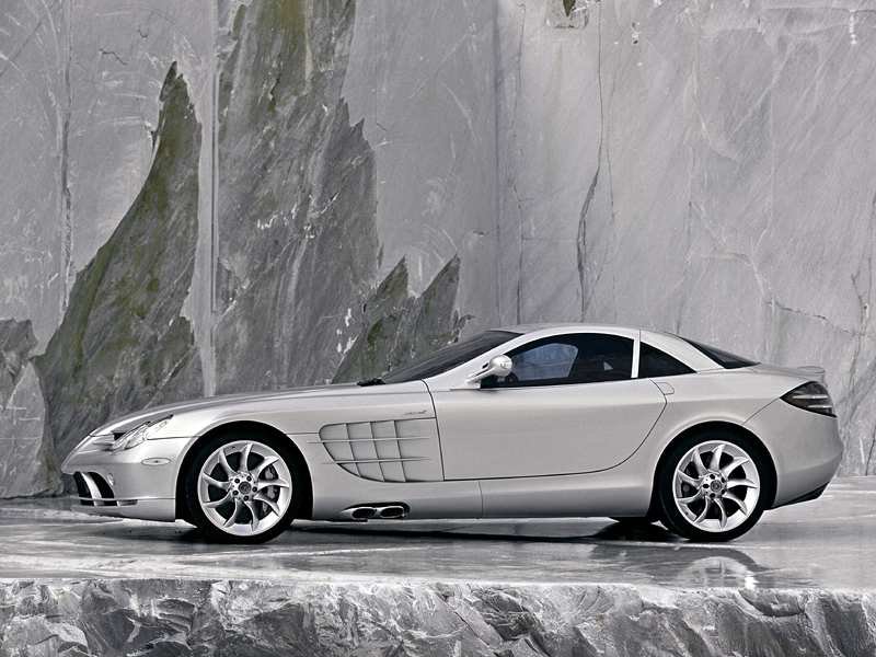 Mercedes-Benz SLR