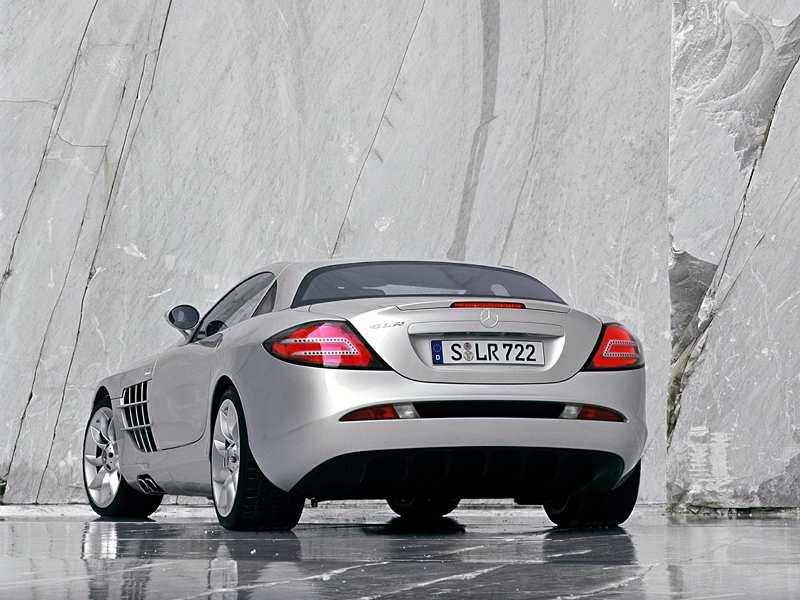 Mercedes-Benz SLR