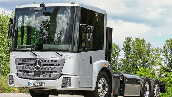 Mercedes-Benz představuje Econic NGT 