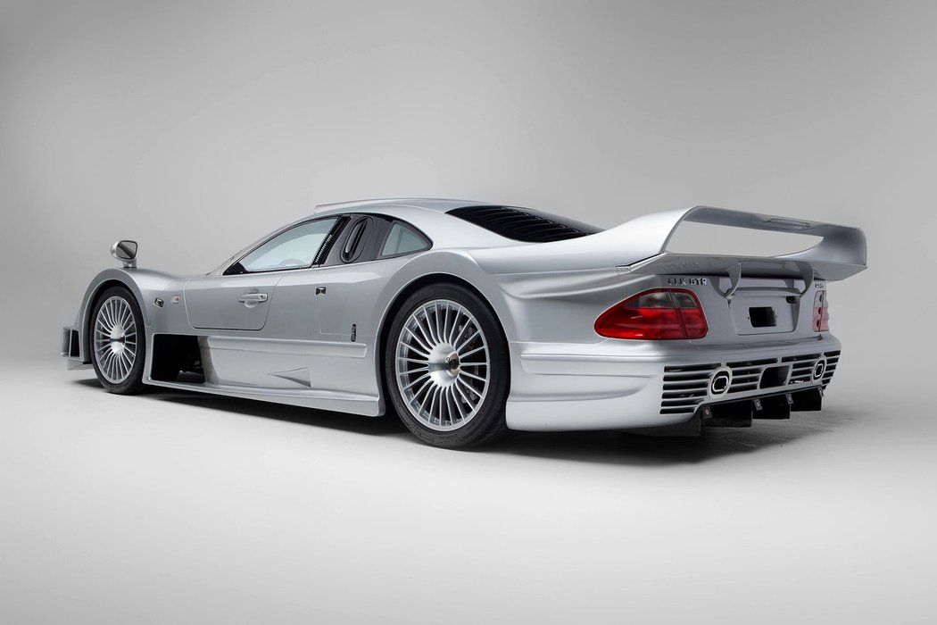 Mercedes-Benz CLK GTR