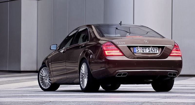 Mercedes-Benz S