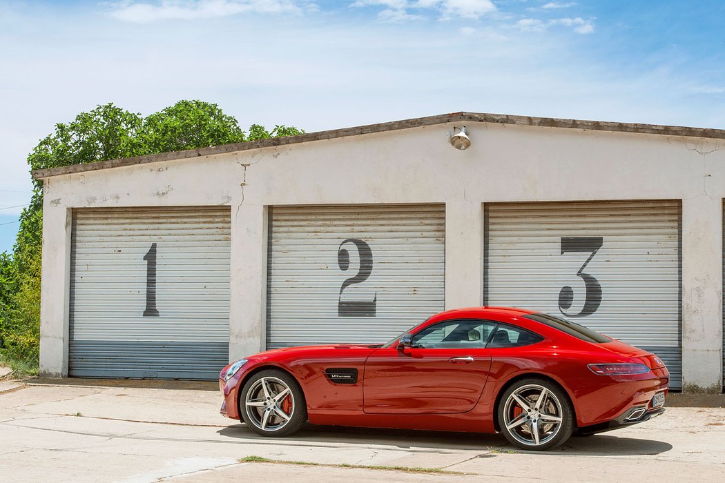 Mercedes-Benz AMG GT