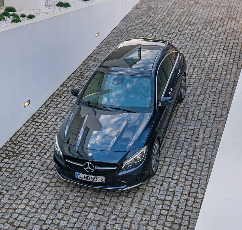 Mercedes-Benz CLA