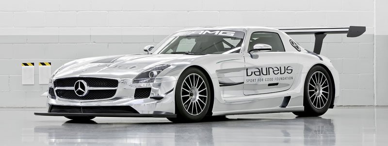 Mercedes-Benz SLS