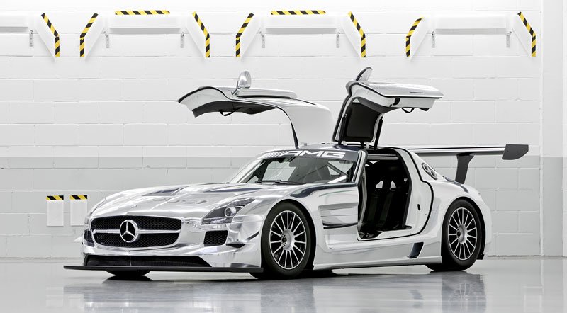 Mercedes-Benz SLS